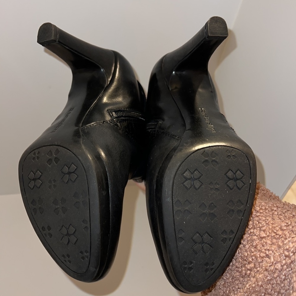 Naturalizer bootie - Picture 6 of 7